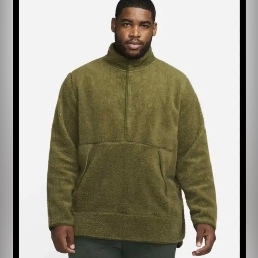 Nike Yoga Loose Fit Green Sherpa Fleece Pullover Large